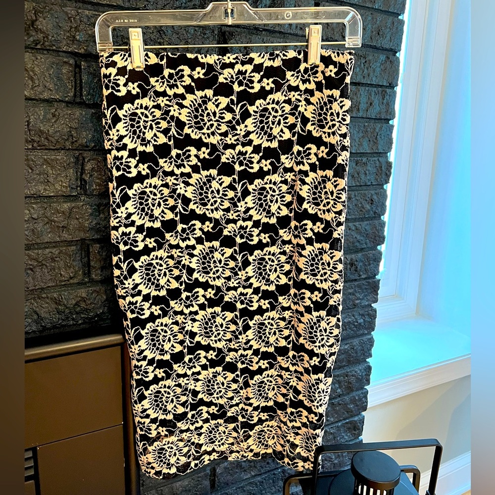 Renee C. Skirt